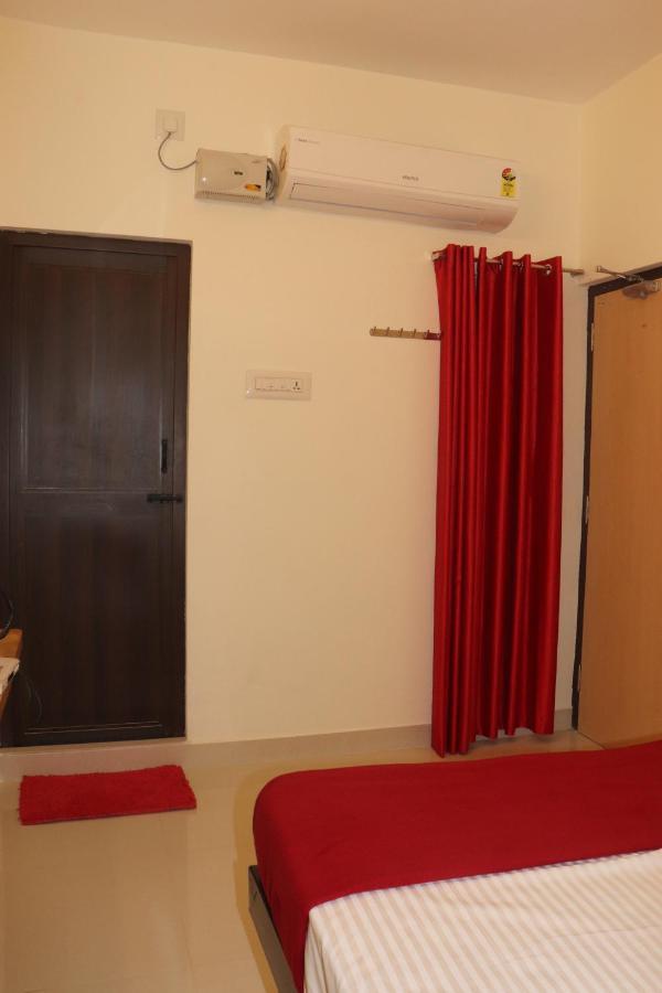 Grand Suites Srirangam Tiruchirappalli Zewnętrze zdjęcie
